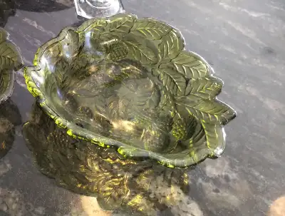 INDIAN depression glass Carnival green LOGANBERRY 7" bon bon dish THREE (3) available. NO CHIPS, NO...