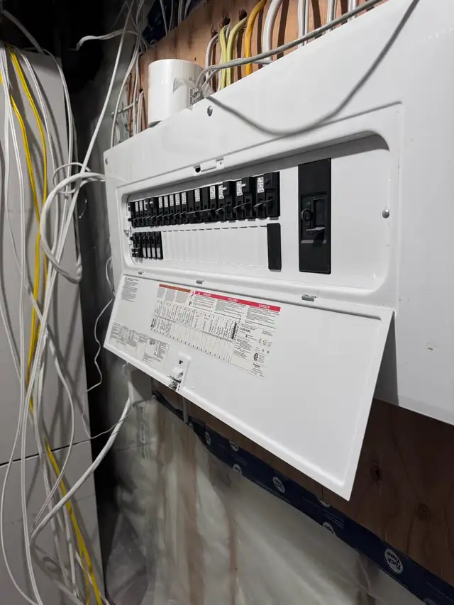 Licensed Electrician – Electrical Services | Thunder Bay & Area551135803019120644