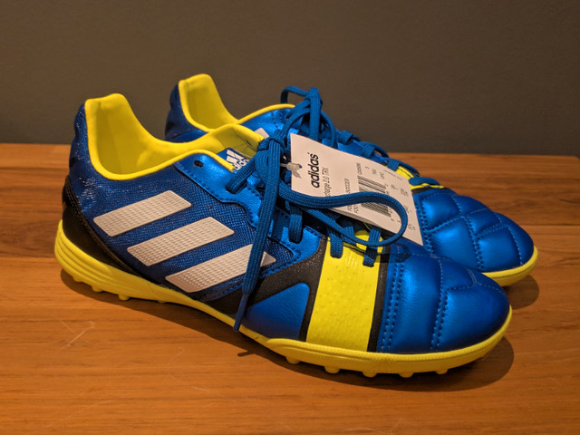 Adidas NitroCharge 2.0 TRX FOOTBALL/SOCCER Shoes Men's 5.5 NWT in Soccer in St. Catharines