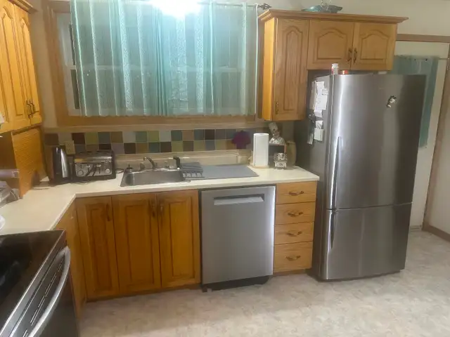 Roommate wanted for furnished bedroom in 4 bedroom house in Room Rentals & Roommates in Dartmouth - Image 3