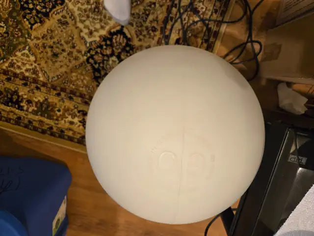 Very large plastic light bulb hanging lamp in Indoor Lighting & Fans in Ottawa - Image 5