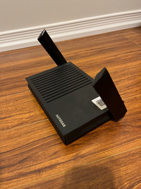 WiFi Router - Netgear AX1800