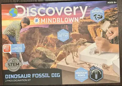 DINOSAUR FOSSIL DIG (EXCAVATION KIT) (NEW UNOPENED) STEM activity