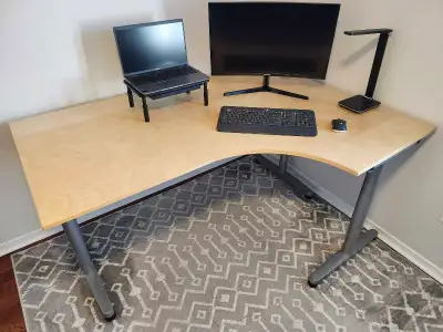 ikea galant desk in Desks in Canada | Kijiji Marketplaces