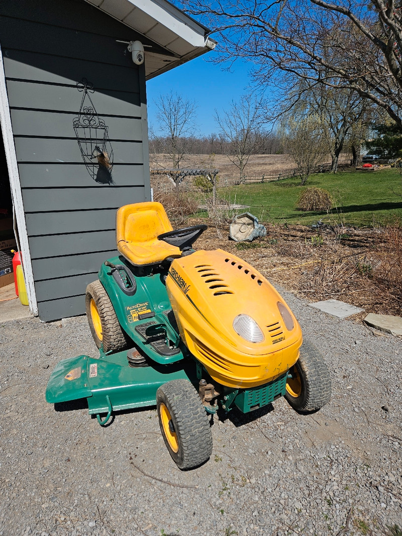 YardMan Riding Lawn Mower with BIG 50" deck and 25hp B&S Lawnmowers