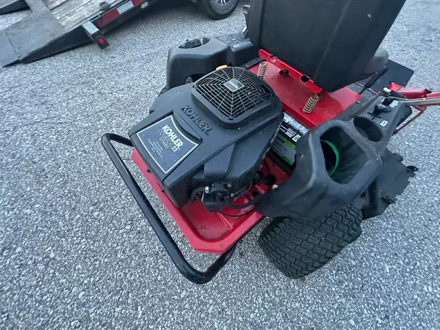 50” zero turn lawn mower in Lawnmowers & Leaf Blowers in Markham / York Region - Image 6