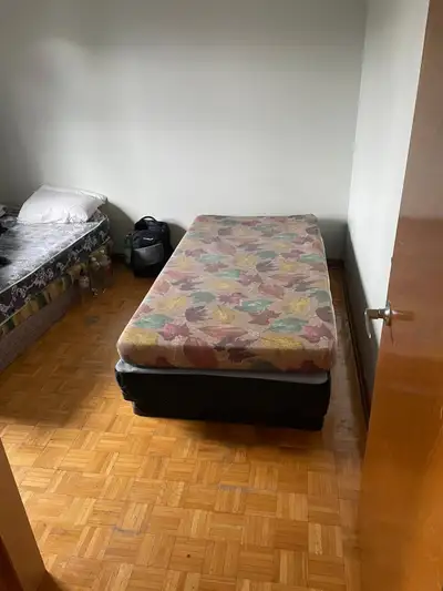 room available for rent near Sheridan