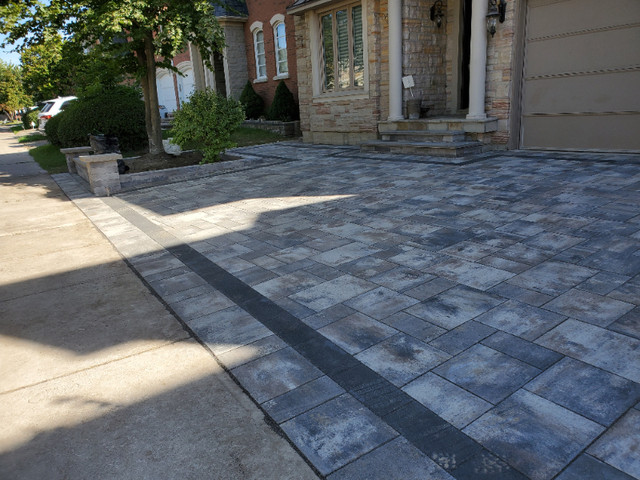 Arcscape Landscaping / Interlocking in Interlock, Paving & Driveways in Markham / York Region - Image 2