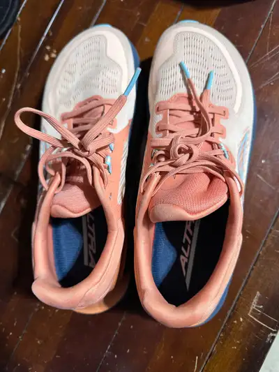 Altra Paradigm 7 Women's Size 9 Running Shoes, View more