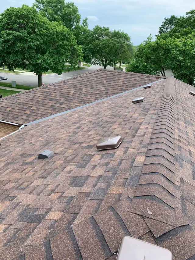 Roof repair/shingle replacement554748285520465928