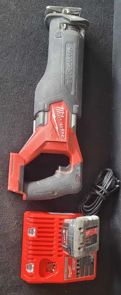 Milwaukee sawzall (32362324), View more