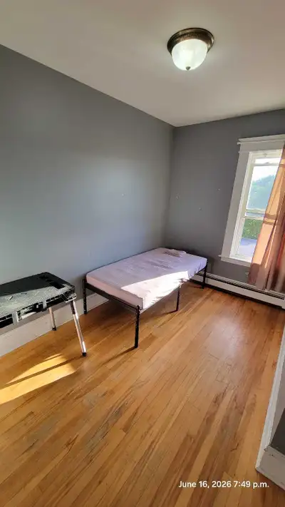 This Rooms is available now for rent in shared apartment. Brand new bed available. Available rooms r...