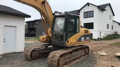 EXCAVATOR YEAR 2003 CAT 315CL 8 FT 8 INCH WIDE 15 TO 16 TON MACHINE UNDERCARRIAGE 40 PERCENT GOOD TH...