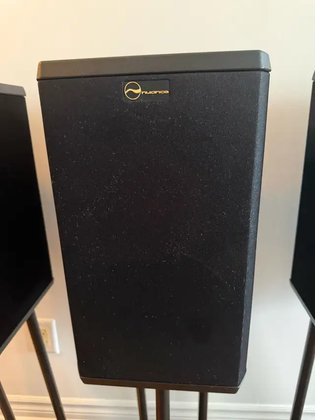 Nuance Star Grand 1SM Speakers with Stands (X4) in General Electronics in City of Montréal - Image 5
