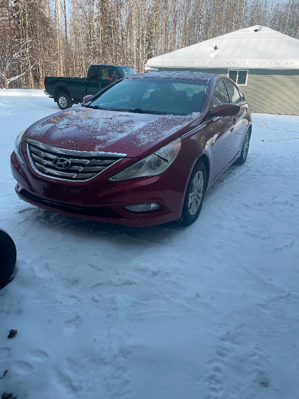 2013 Hyundai sonata in Cars & Trucks in Vanderhoof - Image 2