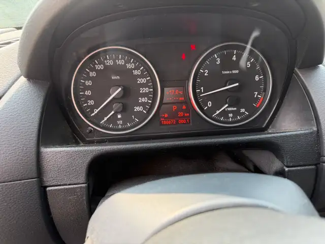 2014 BMW X1600959096246784002