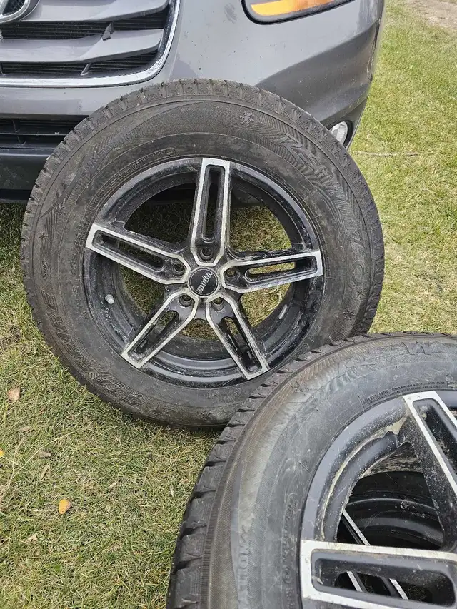 Santa Fe - Ready to go in Cars & Trucks in Regina - Image 8