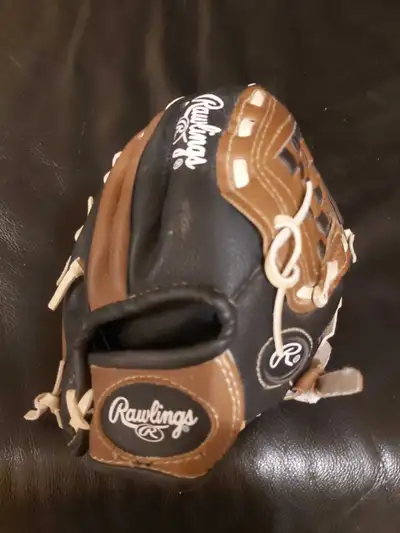 Rawlings baseball glove , View more