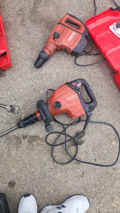 Hilti te 700 jack hammer with chissell 750$$, View more