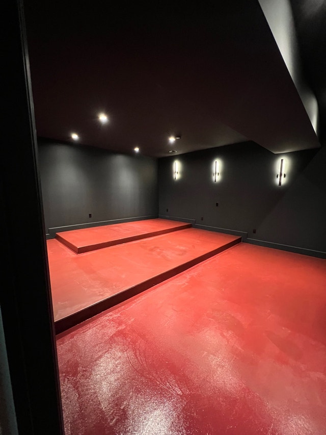 Young single mum needs cash jobs childcare, renos, cleaning Other