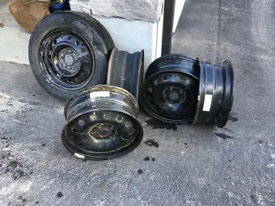 5 rims and one free bald tire