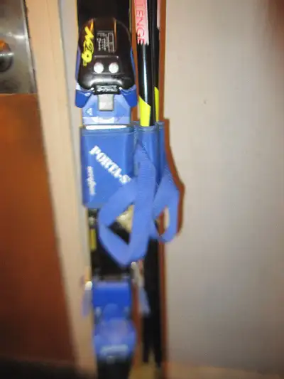 Selling a black pair of Kastle SX Air Ultra skis air channel system 195cm with Marker M29 vtech bind...