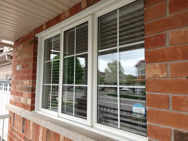 Premium Window caulking62863716599555121