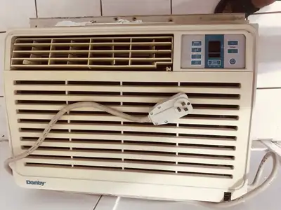 Danby 12000 BTU in very good condition $$160, View more