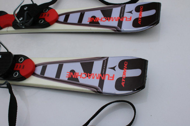 Atomic Fumachime snowblades short skis 99cm with non releasable in Ski in City of Toronto - Image 3