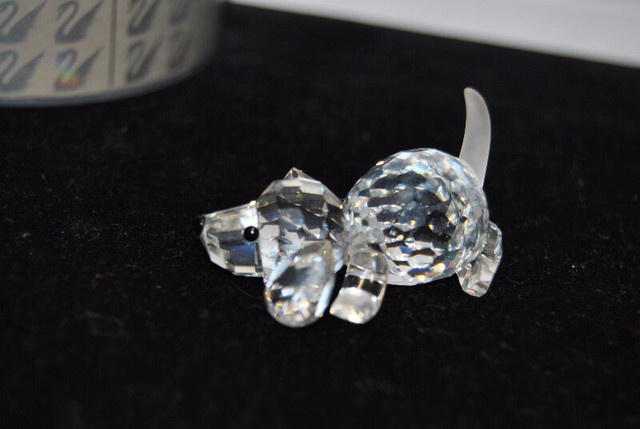 SWAROVSKI SILVER CRYSTAL PLAYING BEAGLE DOG FIGURINE in Arts & Collectibles in Vancouver - Image 3