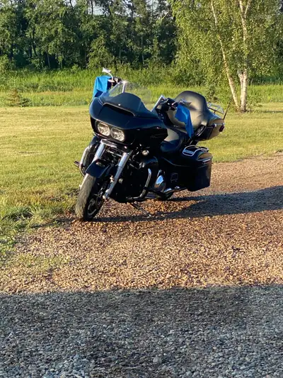 41911 kms Bad dad rear end kit 103 HO engine Insulated bags for inside the bags