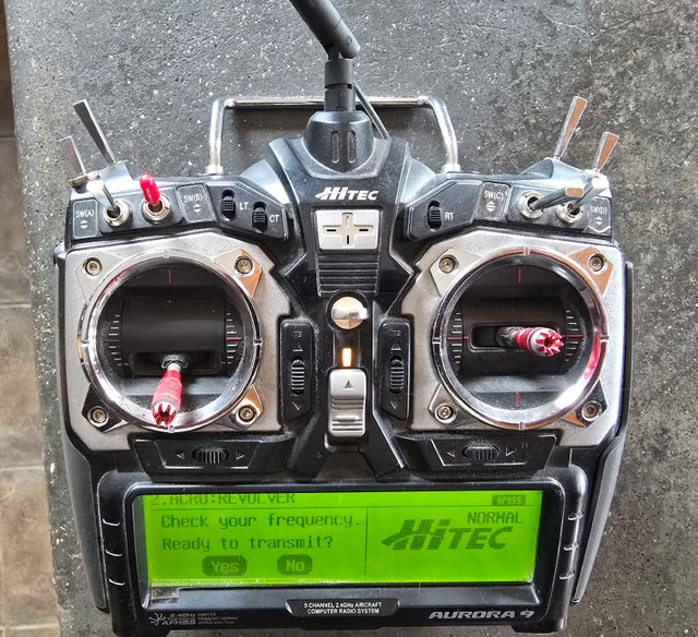 Hitec Aurora 9 rc plane radio in Hobbies & Crafts in Winnipeg