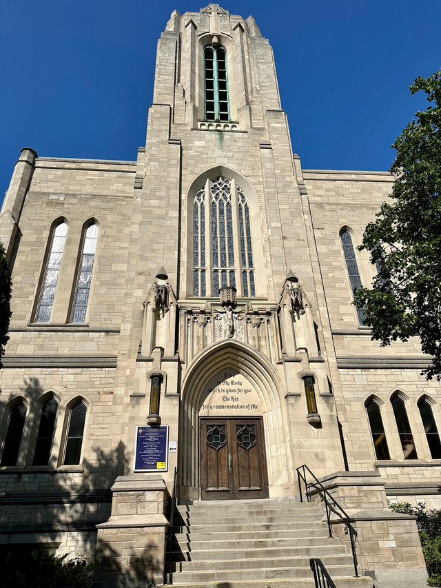 Pray the Holy Rosary with a group before Mass in Church ⛪️  in Events in Ottawa - Image 2