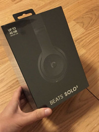 Beats Solo 3 Wireless Headphones BRAND NEW