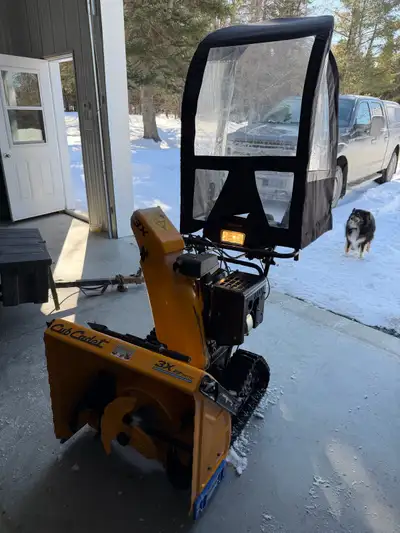 souffleur souffleuse cub cadet 28 pouce , View more