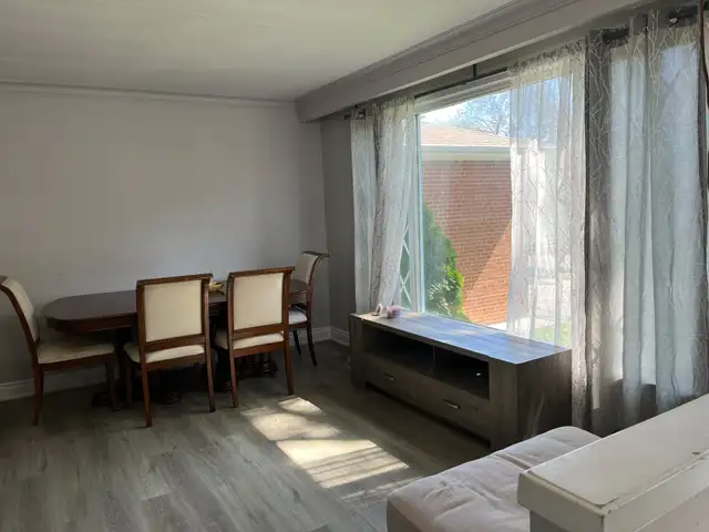 3 Beds 1 Bath Main Floor unit $2500/- available from November in Long Term Rentals in City of Toronto - Image 4