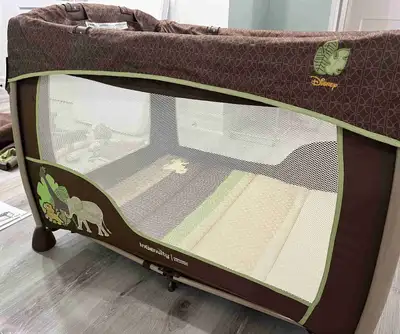 In excellent condition and come with every pieces, including user manual, travelling bag. Providing...