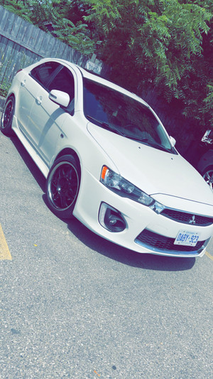 2017 Mitsubishi Lancer Sportback ltd se