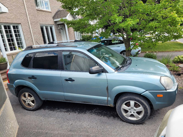 hyundai tucson 2007 in Cars & Trucks in Gatineau