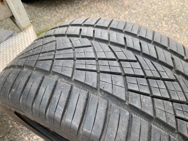 1 X single 275/45/19 Continental Extreme contact DWS 06 plus 75% in Tires & Rims in Delta/Surrey/Langley - Image 4