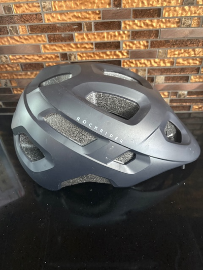 Casque vélo Rockrider grandeur médium (voir détails), View more
