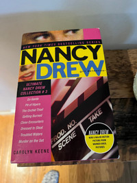 Nancy Drew Book Set+1 Extra Book