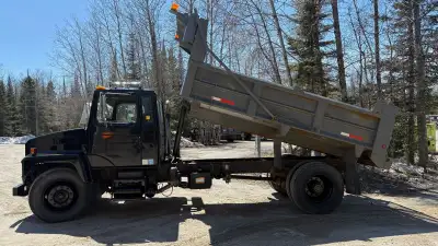 1999 Mack Dump Truck, low kms, clean. Mechanical valid until Aug 2025. Must see.