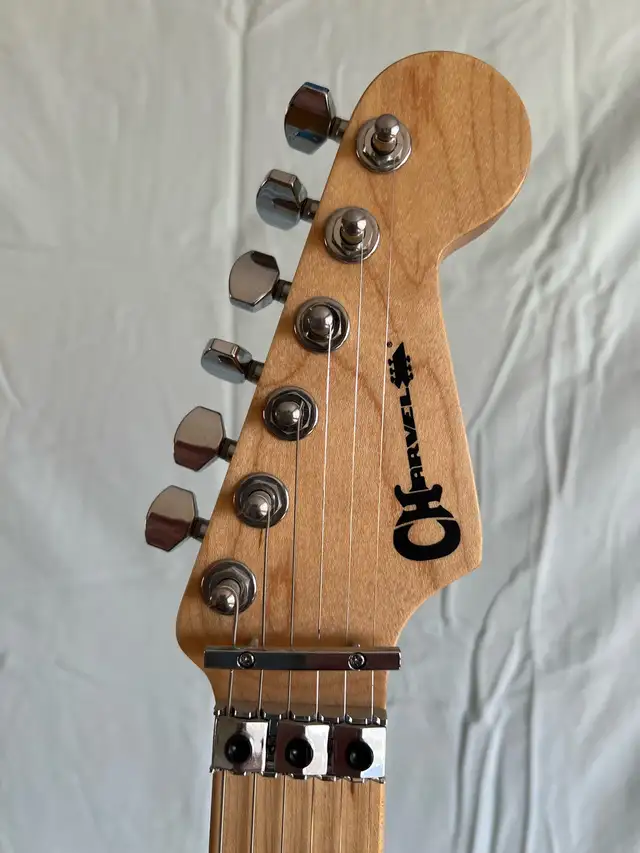 Rare 2016 Charvel San Dimas Pro Mod 2H FR in Guitars in Oakville / Halton Region - Image 9