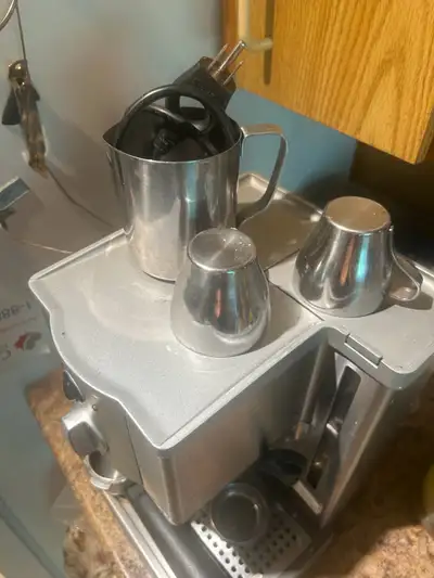 Fonction bien Bien aimé et entretenu Parois était changé à neuf pour la pression plus juste Mousse b...