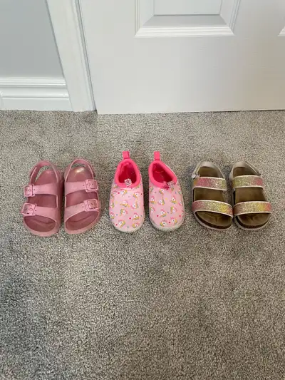 8T - Toddler Girl Summer Shoes and Sandals All in great condition from a smoke free and pet free hom...
