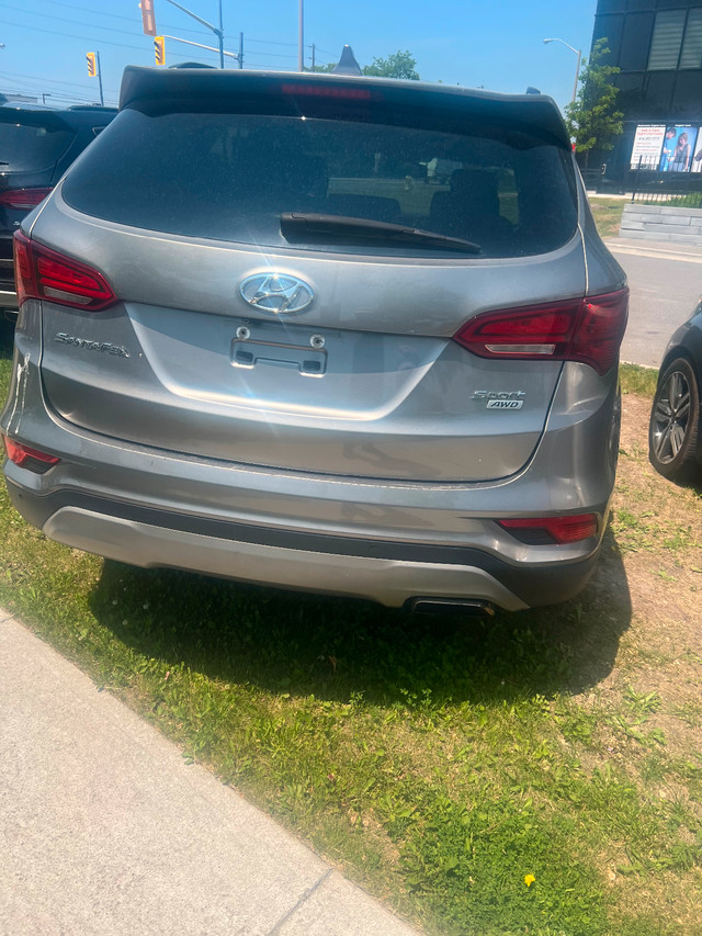 2018 HYUNDAI SANTAFE 5 Seat Luxury in Cars & Trucks in City of Toronto - Image 4