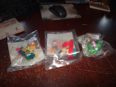 mcdonald’s toy jouet encore scellé still sealed, View more