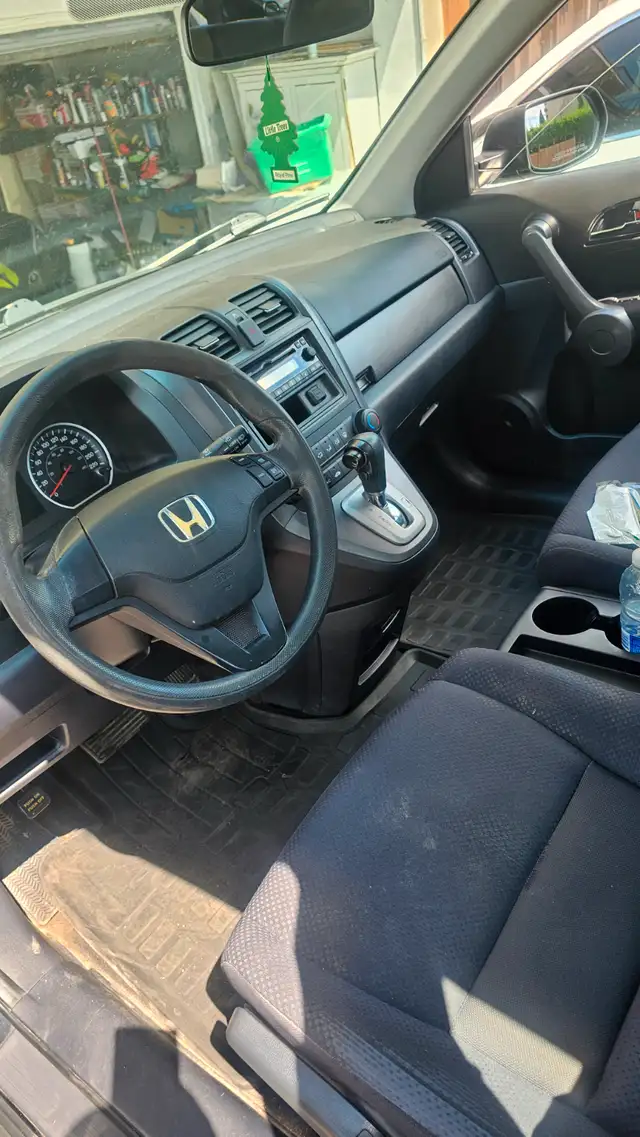 2008 honda crv in Cars & Trucks in City of Montréal - Image 6