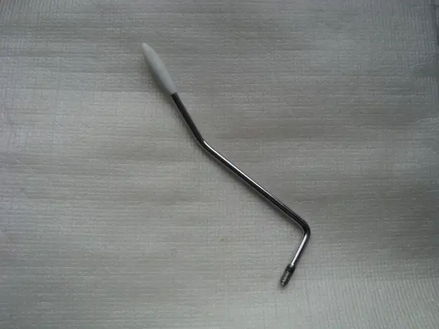 whammy bar  for  FENDER STRATOCASTER in Amps & Pedals in Ottawa - Image 2